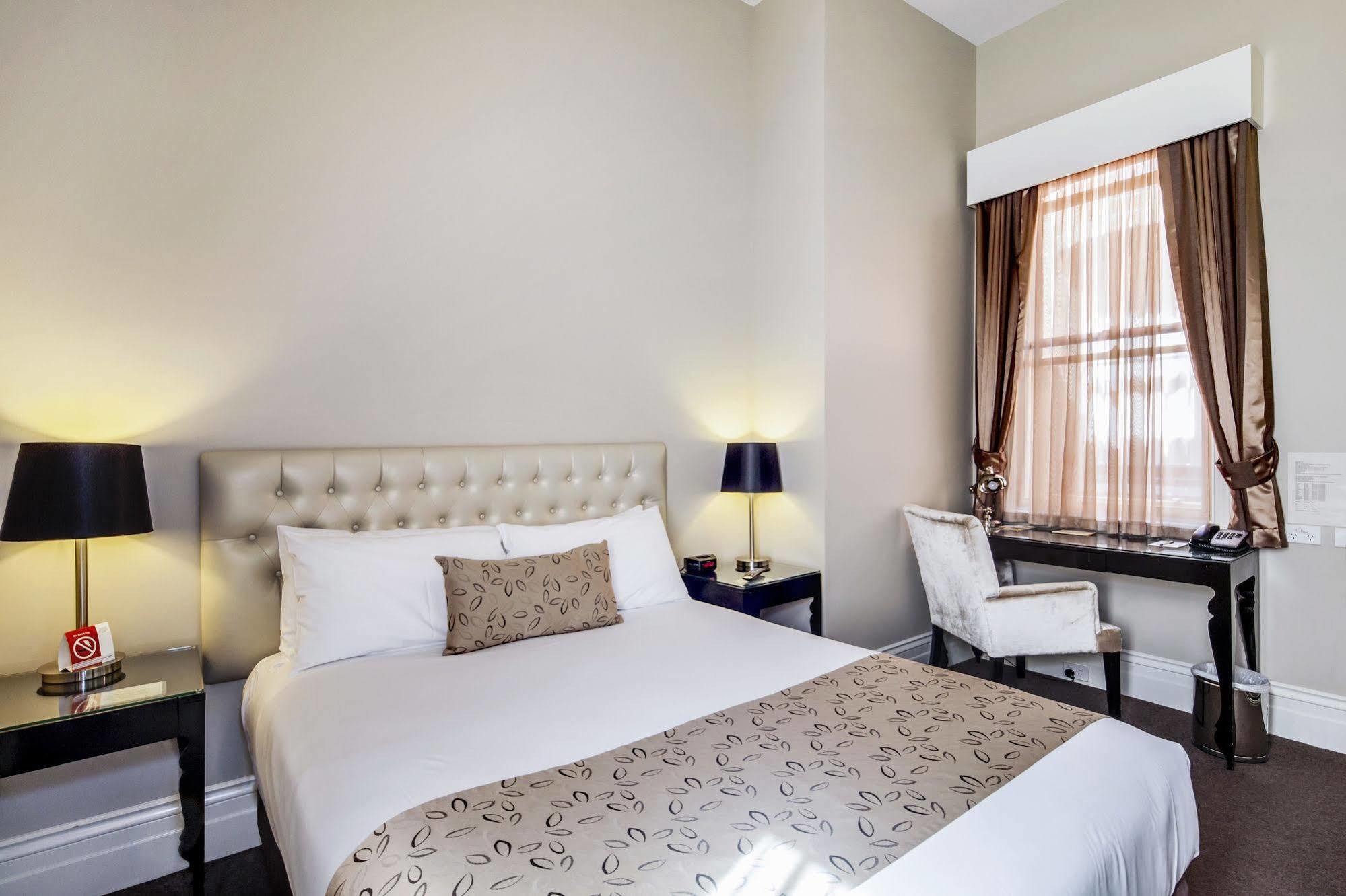 Quality Inn The George Hotel Балларат Экстерьер фото